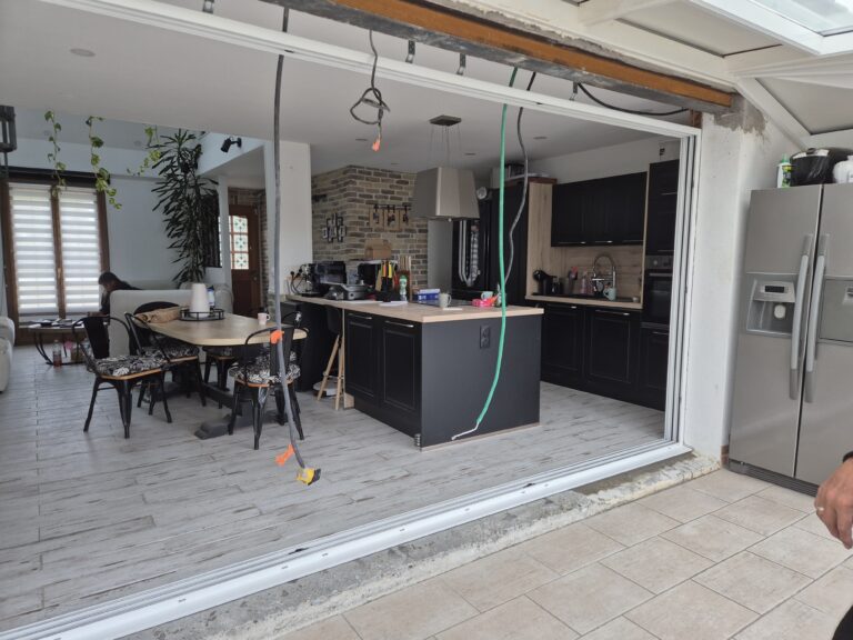 Ouverture mur porteur et pose de baie vitrée aluminium à Clermont-de-l’Oise