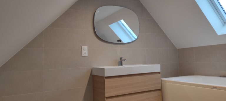 Rénovation d’une salle de bain sous combles à Pont-Sainte-Maxence