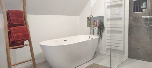 Baignoire en ilot et création de niches